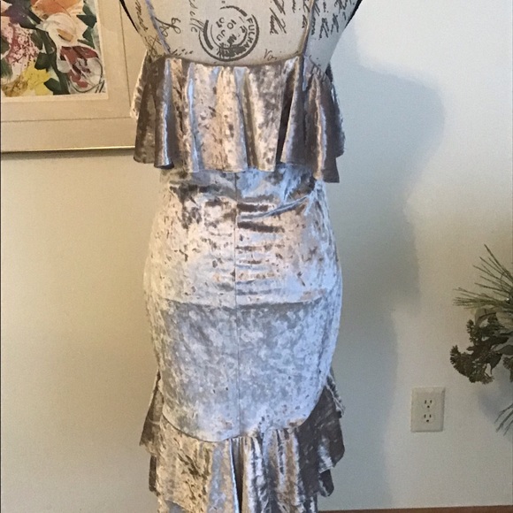 ๐Price Firm Final- Velvet Plus Size Mermaid Dress - Picture 4 of 6